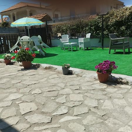 Oasi Hause Villa Castel Volturno Kültér fotó