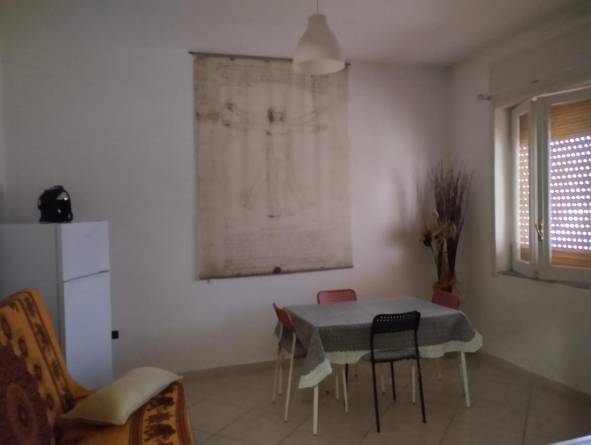 Oasi Hause Villa Castel Volturno Kültér fotó